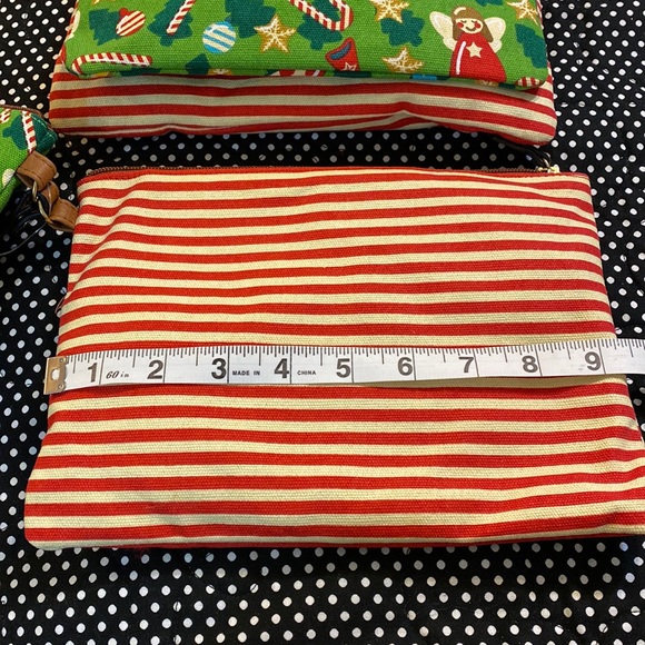Set of two! Super cute canvas Holiday themed bags. I am offering two set… - Picture 8 of 8